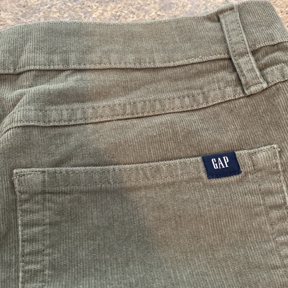 NWT Gap Olive Green Corduroy Shorts 6 - Picture 10 of 14